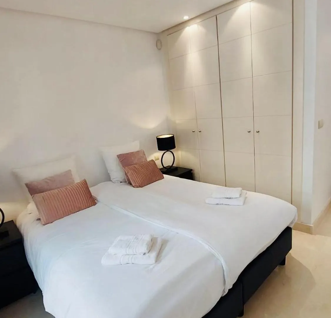 Marbella Penthouse Near Puerto Banus Private Pool Seaview And Mountainview Daire